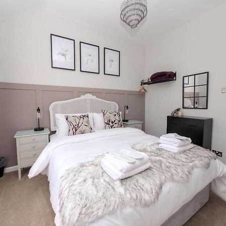 The Lilley Pad In Ludlow Cosy, Central, Perfect For Couples, Netflix & Parking Permit Экстерьер фото